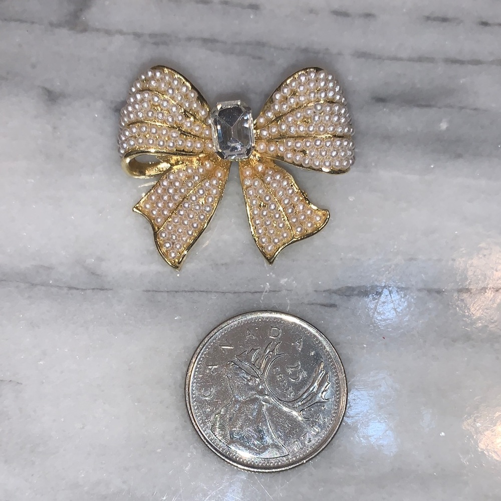 Bow Brooch/Pin - Picture 2 of 3